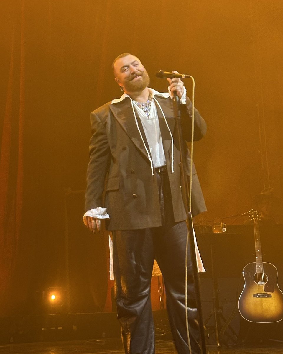 itsmericky_1's tweet image. Soooo got to see Sam Smith in San Francisco . They were amazing ❤️  #samsmith