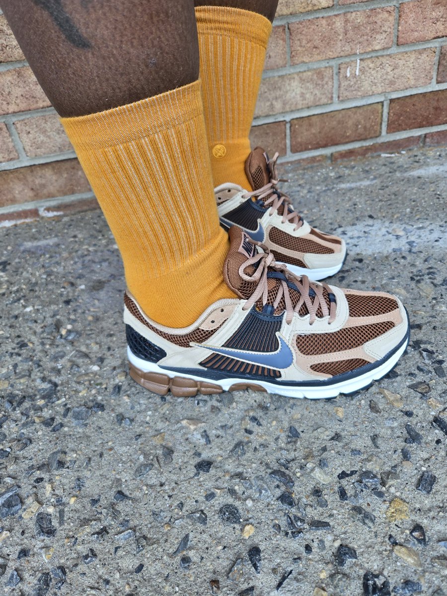 trudyspeaks's tweet photo. 👟: Vomero 5 'Light British Tan'
#KOTD #stilllaceddifferently #sneakerheads #chicksinkicks #kick0l0gy #kicksandfros #CNKdaily #sneakHerStyle #walklikeus #walklikeher #sneakerholics #sneakeroftheday #kicksonfire #complexkicks #nicekicks #hellalaced #nationofsoles #shoegame https://t.co/5cvmjfuCAV