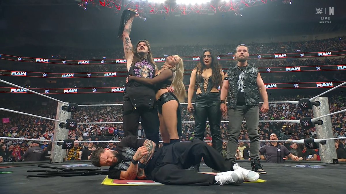 LuigiWrestling tweet media