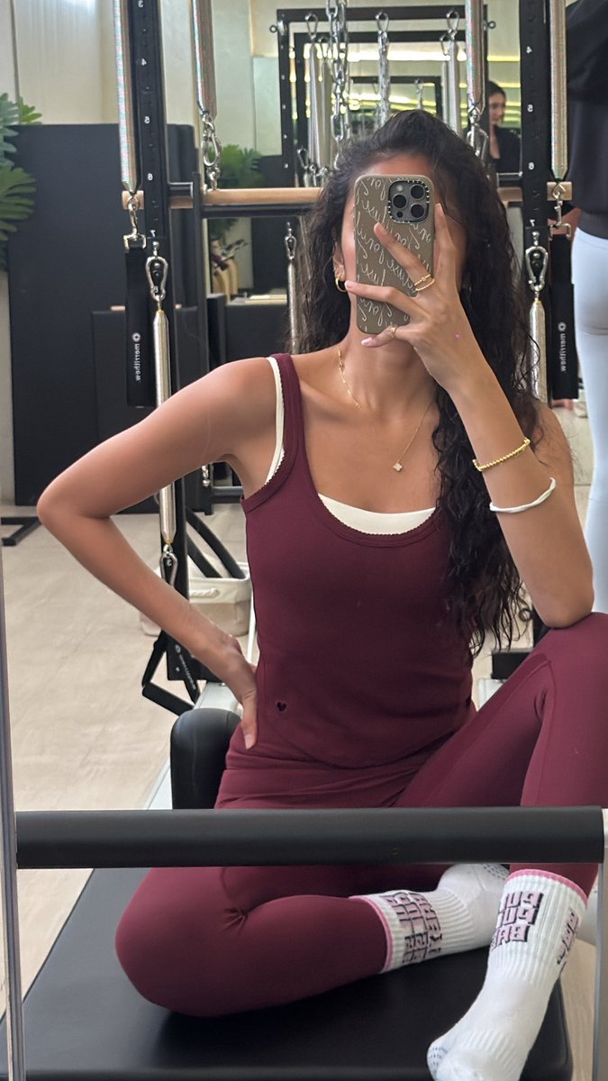 joniialburo's tweet photo. burgundy and my tan looks good together 
#pilates #girlie #WorkLifeBalance https://t.co/jZPtPlxRrh