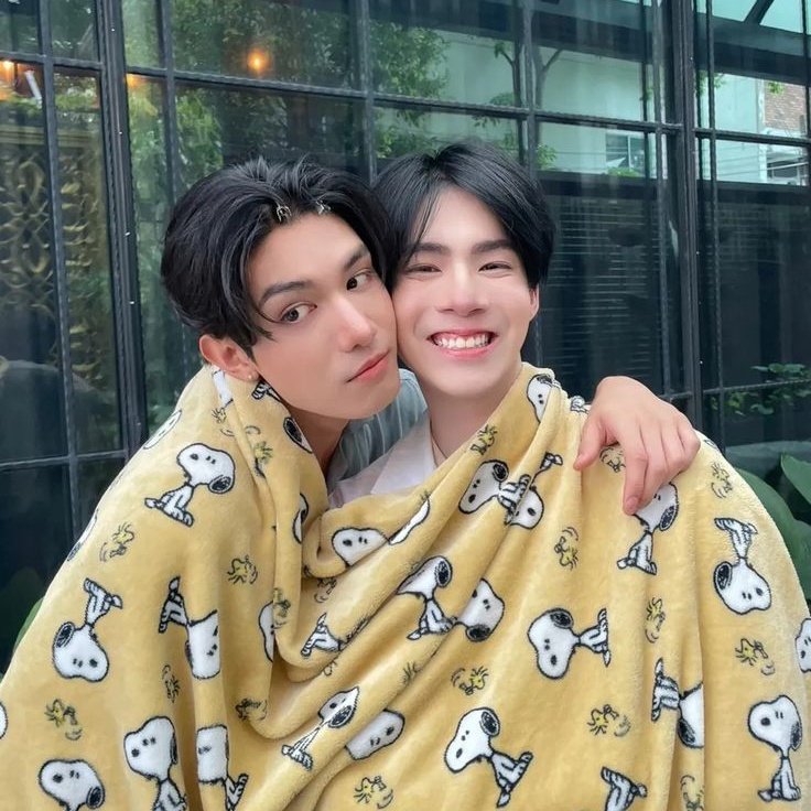 𝐑𝐀𝐈𝐍☔|| 🦥💚🩷🍞🐶🦖 tweet media