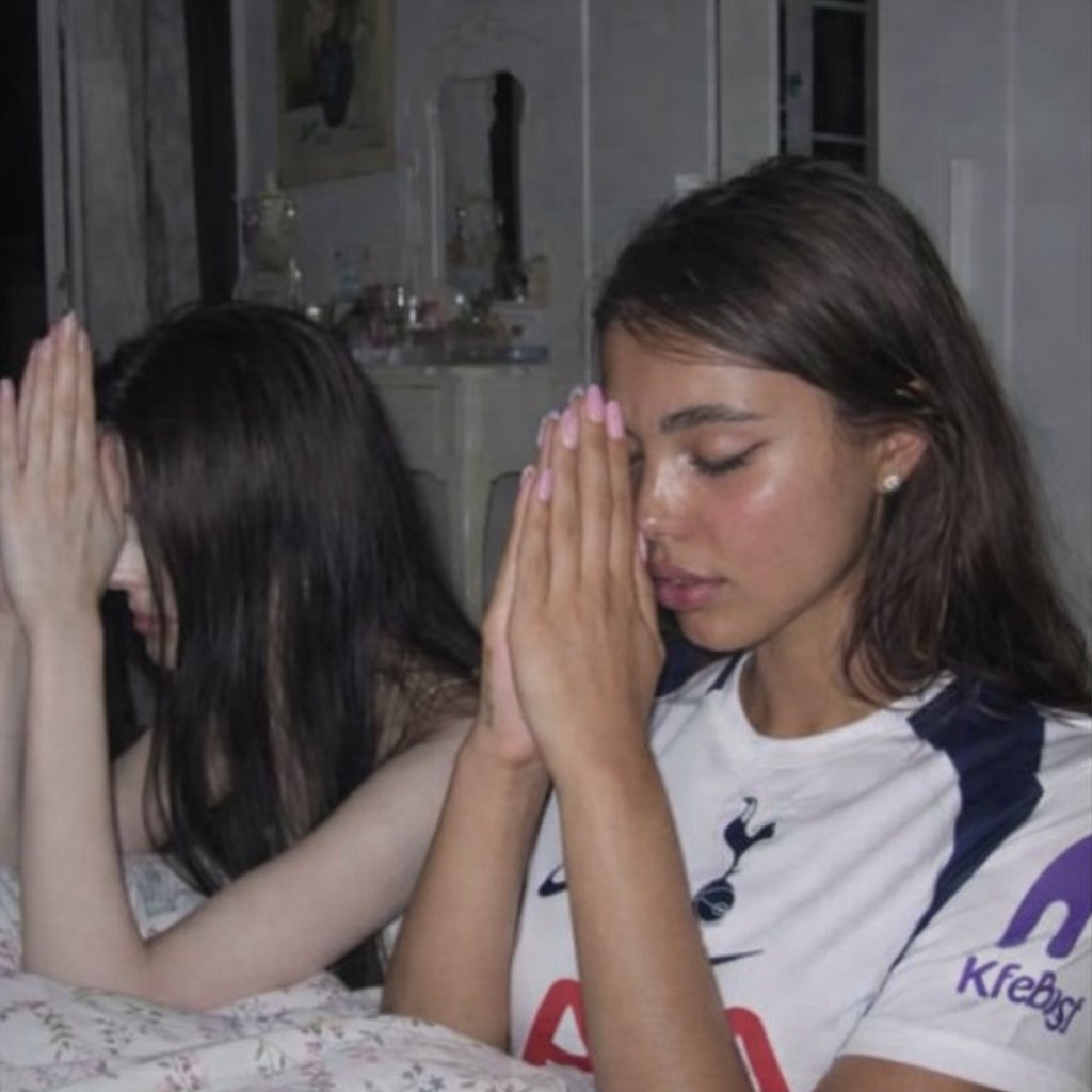 Maite 。𖦹 SPURS ✩ tweet media