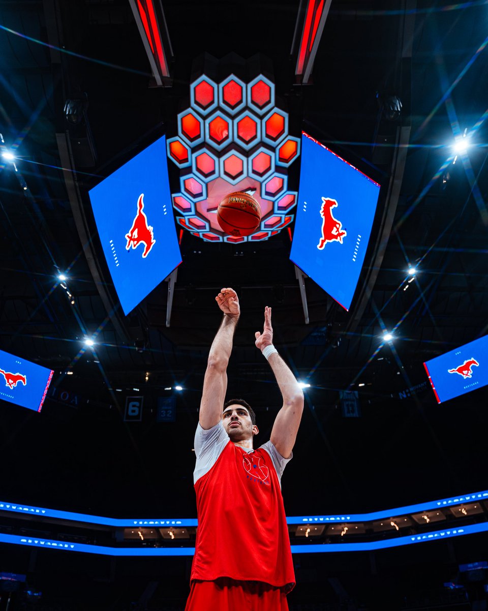 SMU Basketball tweet media