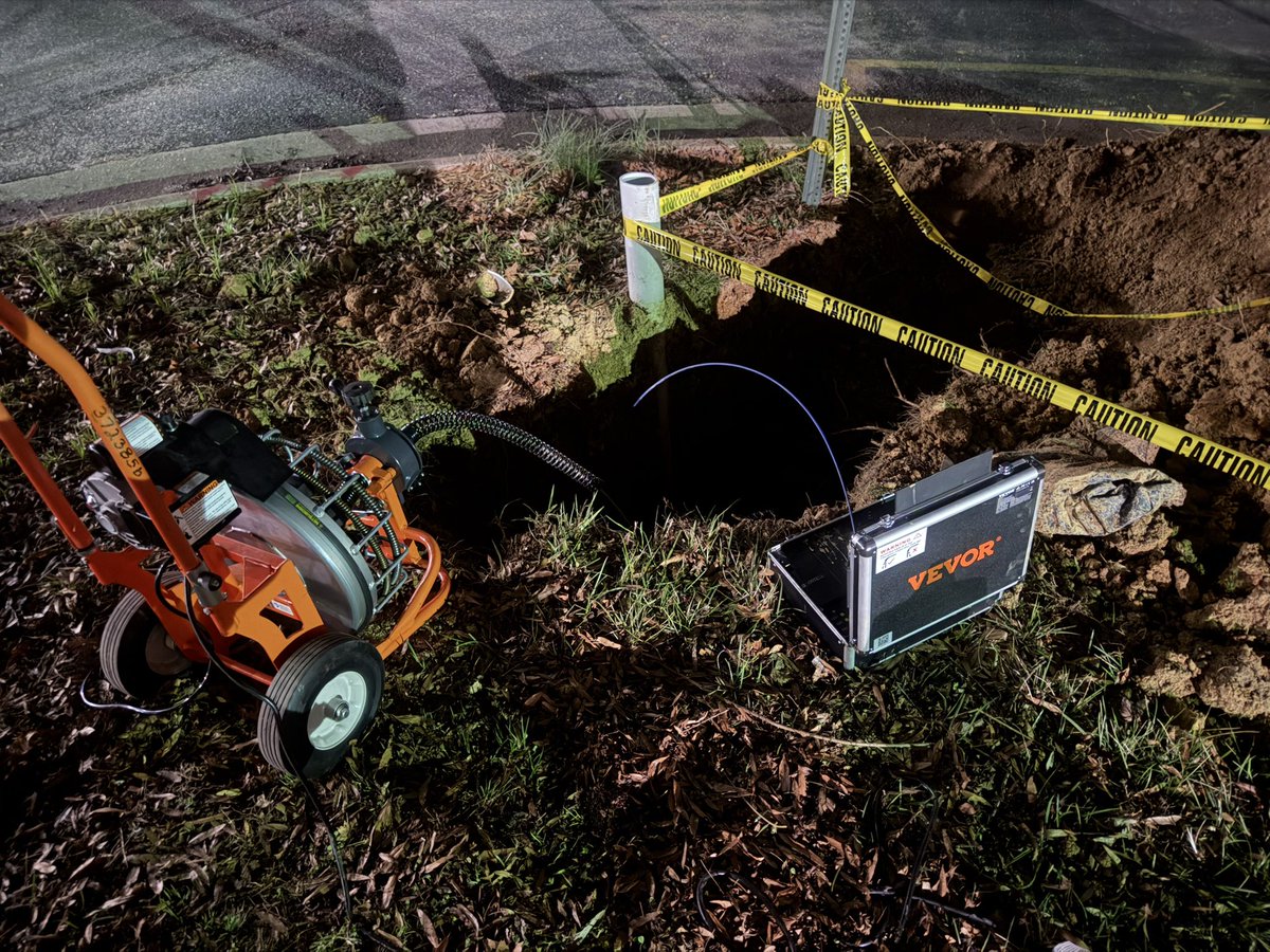 Mr Leslie Groves tweet media