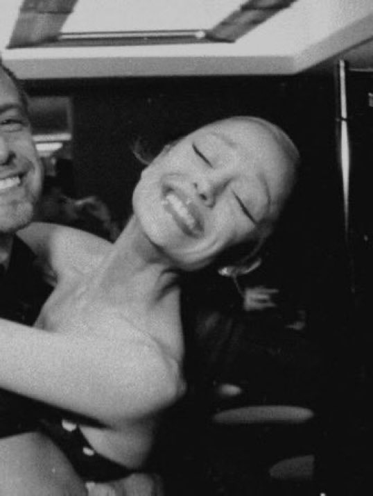 can’t wait to see her smile this big on tour. 🤍