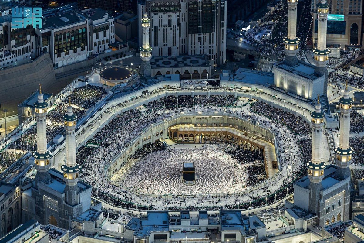 هاشتاق السعودية tweet media