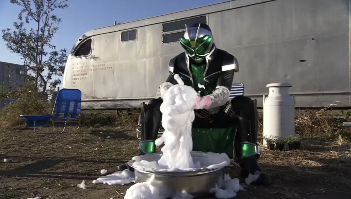 penpen_iii's tweet photo. i think you might be missing a few tokusatsu hall of famers https://t.co/LthLw4bGyc