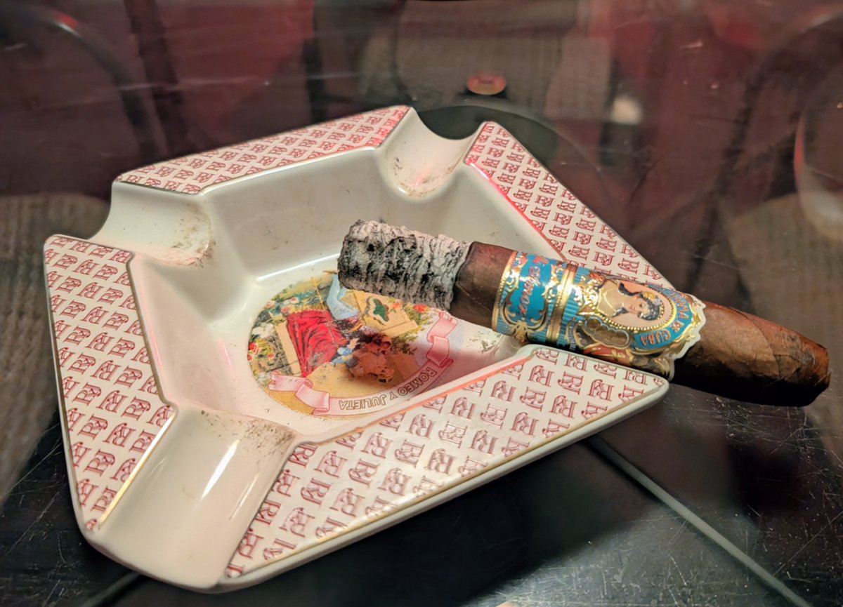 Daniel in Tempe tweet media