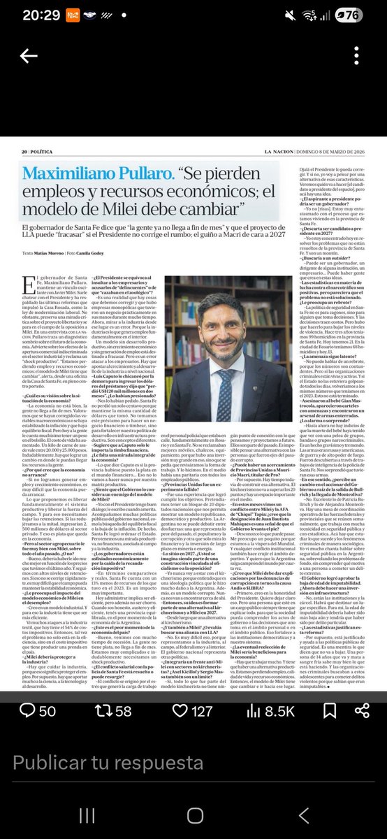 MichligRuben's tweet photo. Un doble discurso que perjudica a Santa Fe. Pullaro critica el modelo pero le da apoyo,  y votos a Milei  para que profundice las políticas liberales que causan crisis en la industria, el comercio, caida de consumo, empleo y recaudación.
Corrido del medio,  abrazado al leon. https://t.co/wwfoFreVSX