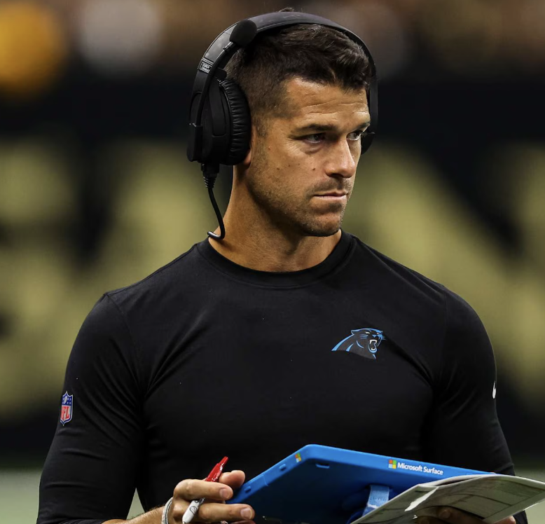 Scary: The Panthers defensive additions so far.

• LB Devin Lloyd - 3 years, $45M
• EDGE Jaelan Phillips - 4 years, $120M

Carolina is going ALL IN this offseason 😈