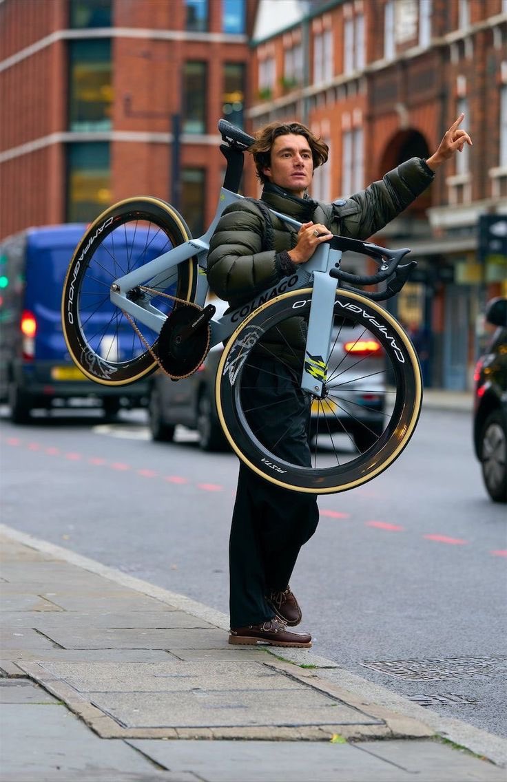 Wookiee3958961's tweet photo. Track bikes are beautiful
#randominspiration https://t.co/B0qraG7AC9