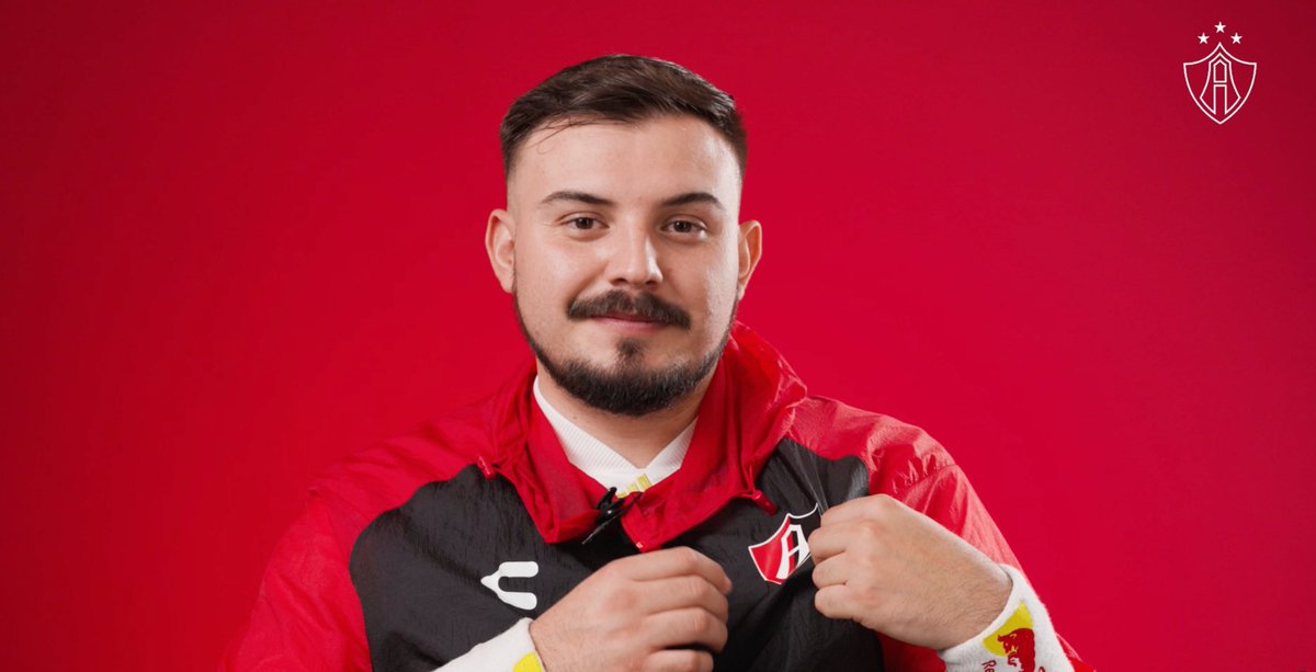 Hey  <a href="/AtlasFC/">Atlas FC</a> este campeón necesita votos para ir a representar a México a la Red Bull. 

Fav y RT si quieres que vaya 🦊 
Ignora si eres chiva 🐐

redbull.com/int-es/project…