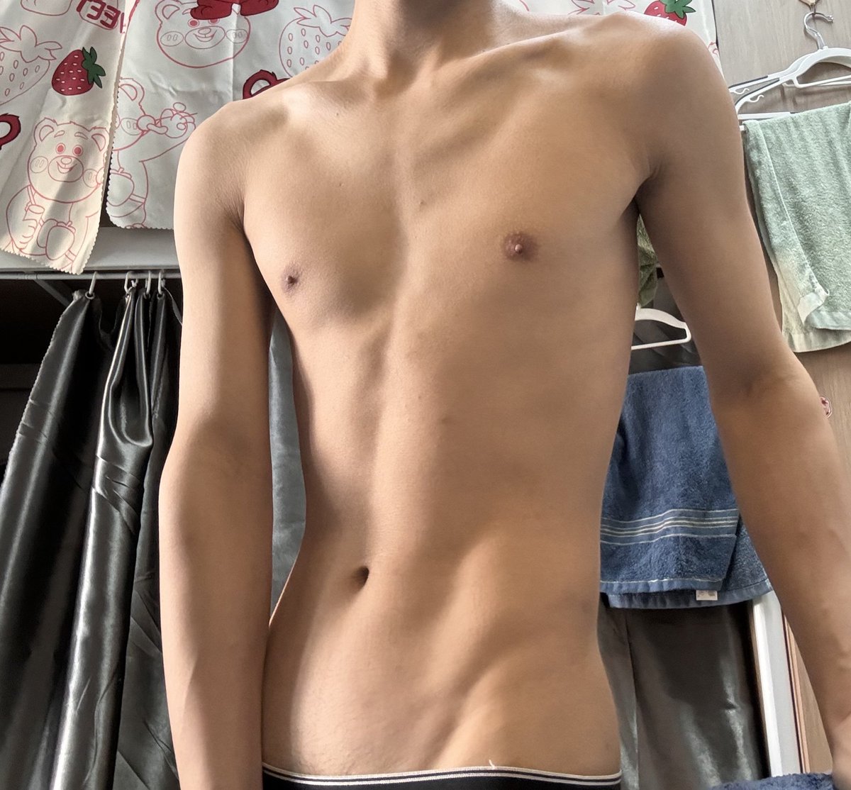 少管我王子重生版 tweet media