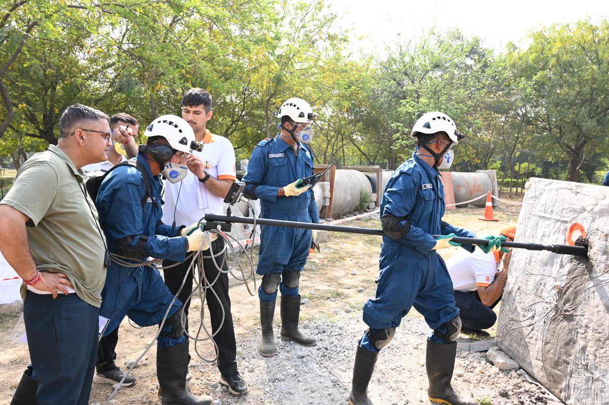 08 NDRF GHAZIABAD tweet media