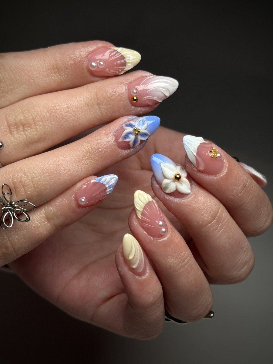 Milanomanvel's tweet image. Manvel girls know the secret 💅
Perfect nails = instant glow-up ✨

At Milano Nail Spa Manvel, every set is designed to elevate your look, your mood, and your confidence. 

#MilanoNailSpaManvel #springnails #nailinspo #NailArt #springreset
