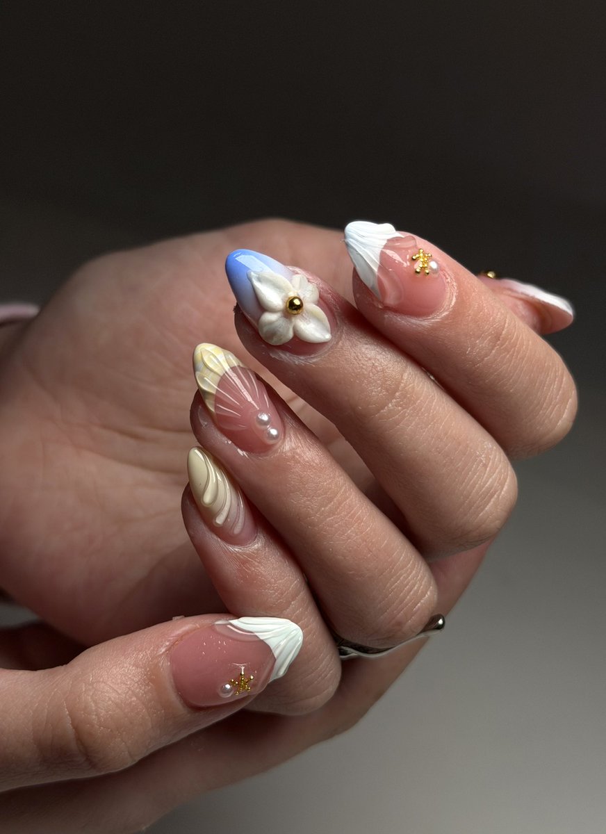 Milanomanvel's tweet image. Manvel girls know the secret 💅
Perfect nails = instant glow-up ✨

At Milano Nail Spa Manvel, every set is designed to elevate your look, your mood, and your confidence. 

#MilanoNailSpaManvel #springnails #nailinspo #NailArt #springreset