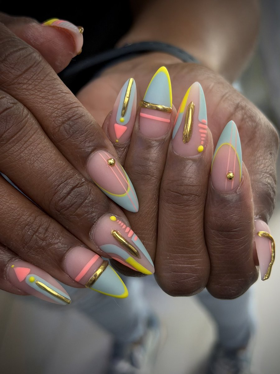 Milanomanvel's tweet image. Manvel girls know the secret 💅
Perfect nails = instant glow-up ✨

At Milano Nail Spa Manvel, every set is designed to elevate your look, your mood, and your confidence. 

#MilanoNailSpaManvel #springnails #nailinspo #NailArt #springreset