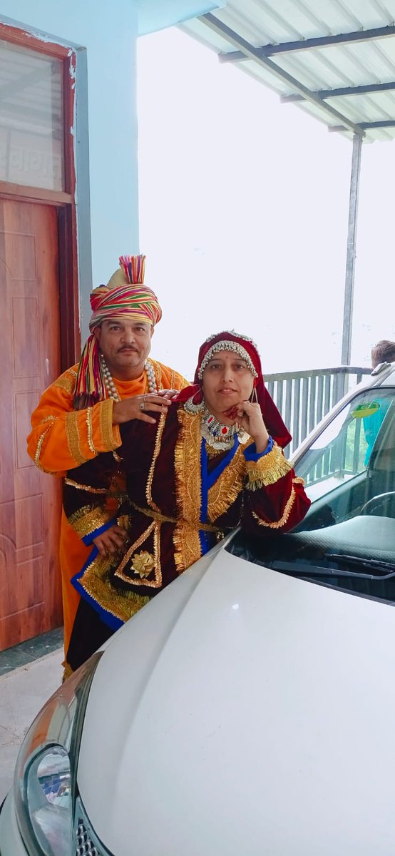 आज हमारी मैरिज एनिवर्सरी है 💍❣️

साथ, प्यार और भरोसे के 27 साल पूरे किये …

Happy Anniversary to us 🥰✨
