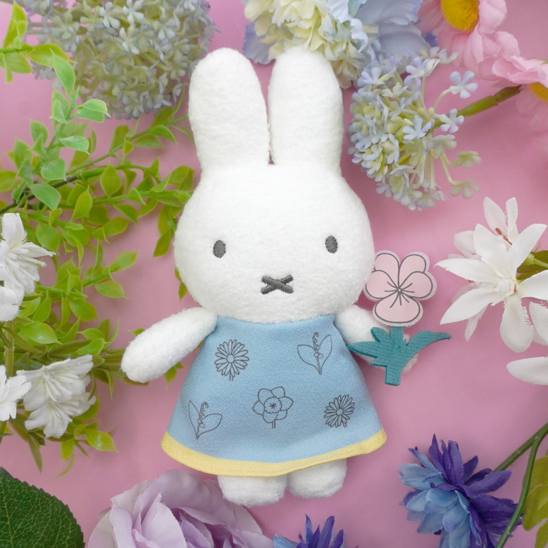 ○3月14日(土)発売!miffy bloom マスコット ブルー○ miffy styleと