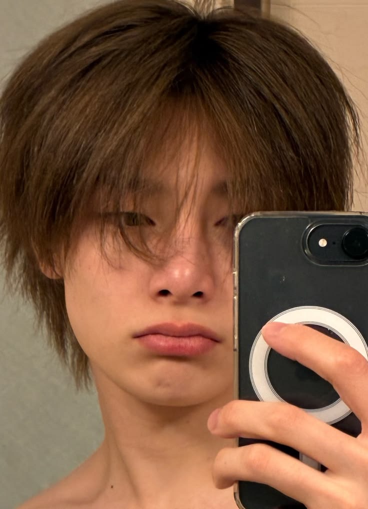 milyyyypp's tweet image. "Antes de que llegues"
#os #jeongho 
Mientras esperan a su bebé, Minho y Jeongin recuerdan cómo empezó su historia. Entre momentos simples y mucho amor, descubren que su hogar siempre fue el otro.