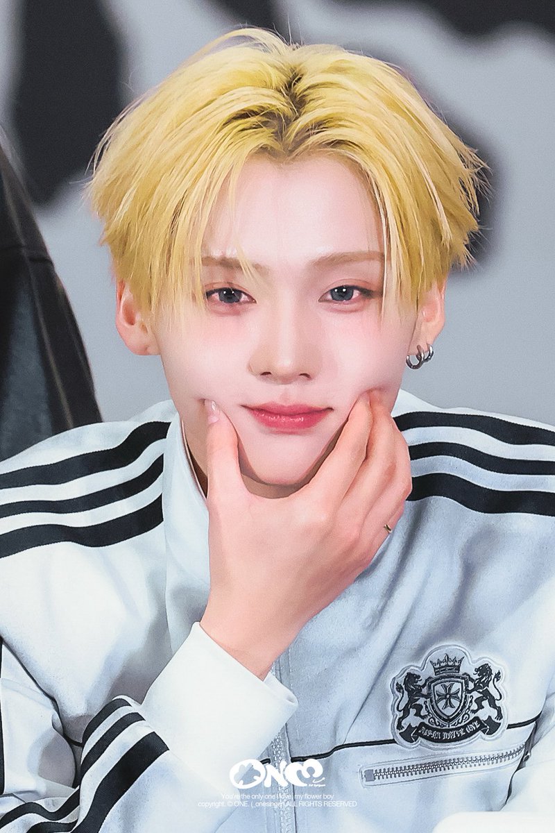 𝙊𝙉𝙀. tweet media