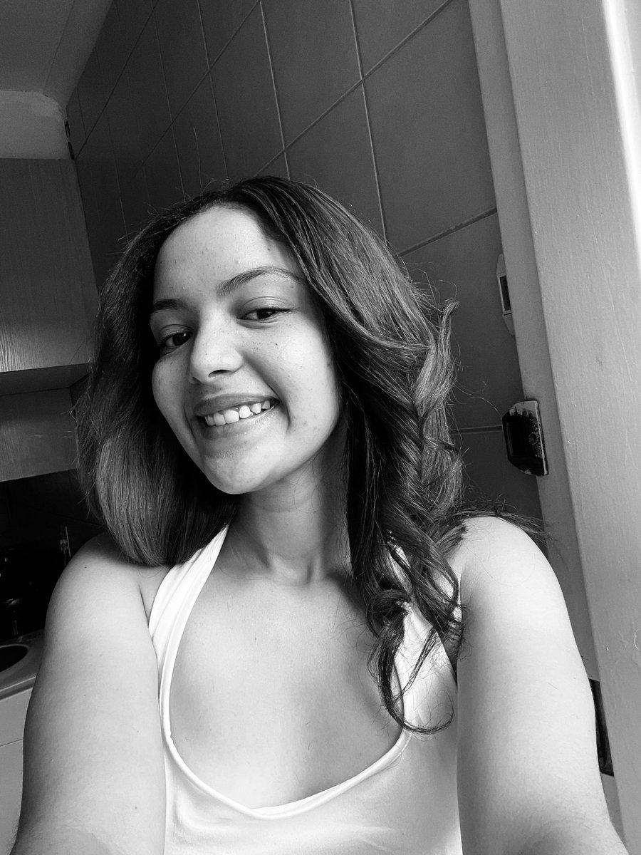 tams2124's tweet photo. Pretty thang 🍒 https://t.co/LugU68sEXW