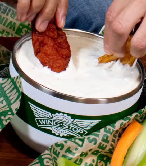 Daily Loud tweet media