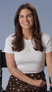 ChettFury's tweet photo. @AVGirl4Life She is a 4-5 regardless of politics. https://t.co/I8KN8VMS6y