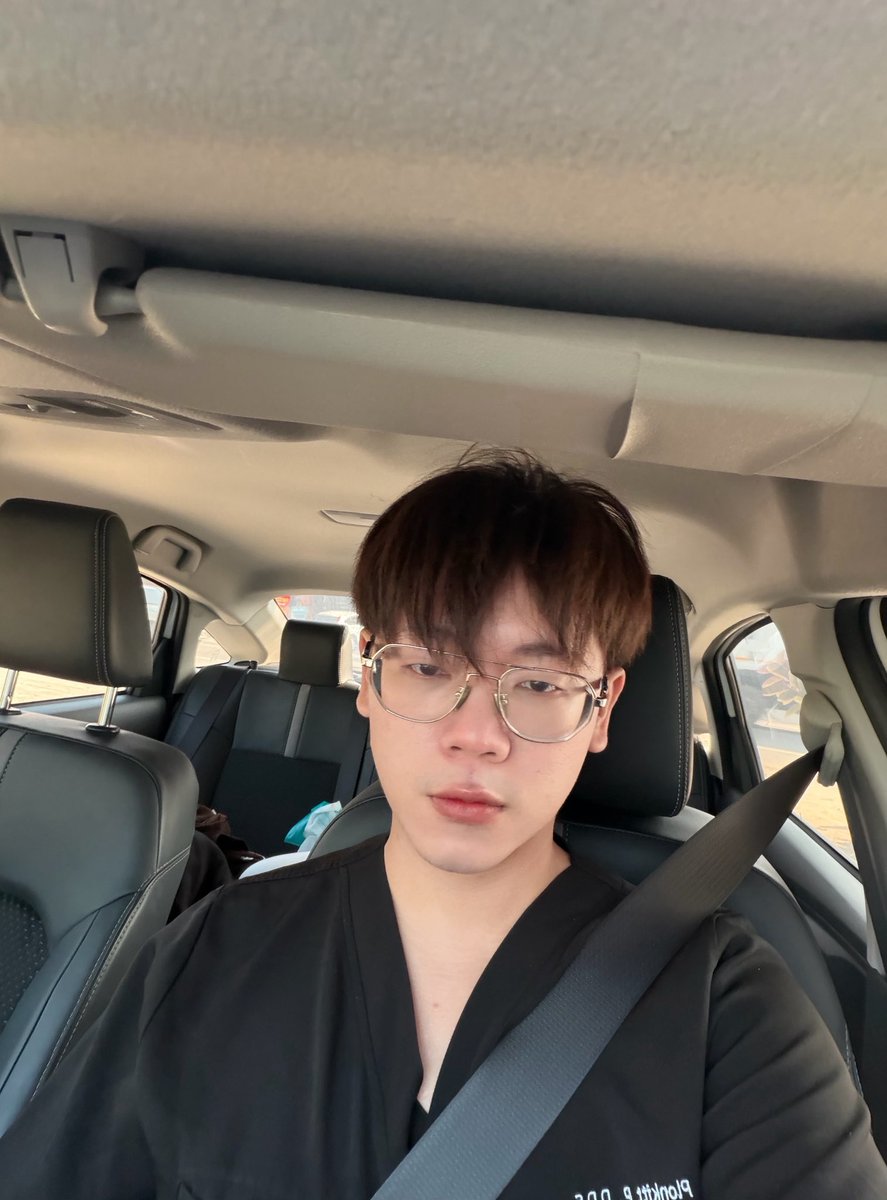 พรหมยุทธ์ อต. tweet media