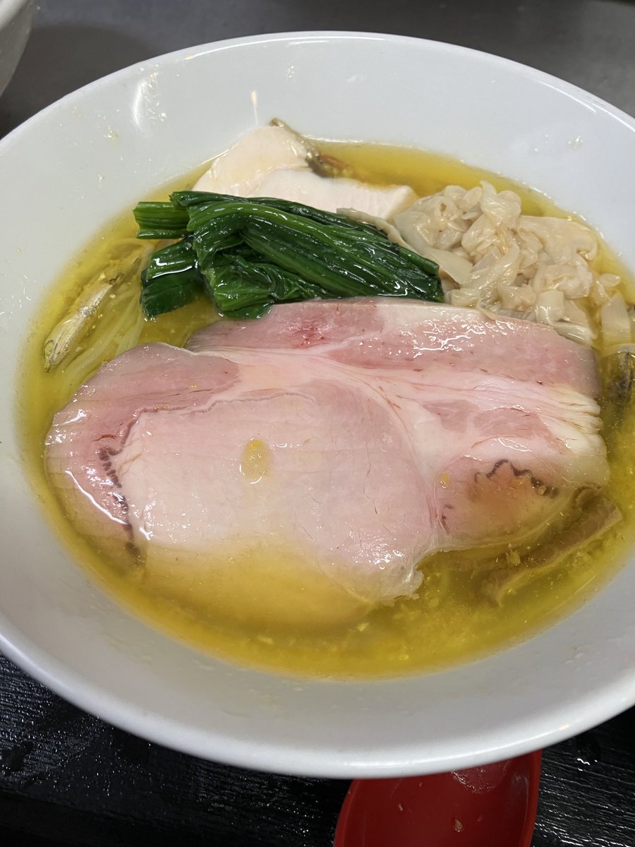menfuku's tweet photo. 麺屋ふくをご利用頂き誠にありがとうございます♪
★本日3月10日(火)
★🈺11:00〜14:30
季節限定
柚子しおらーめん
煮干し(青森県)★柚子（山梨県）
★塩(福井県)
★チャーシューメン
★ダブルスープの黒醤油ラーメン
皆様のご来店をお待ちしております♪ https://t.co/RGVu815qiX
