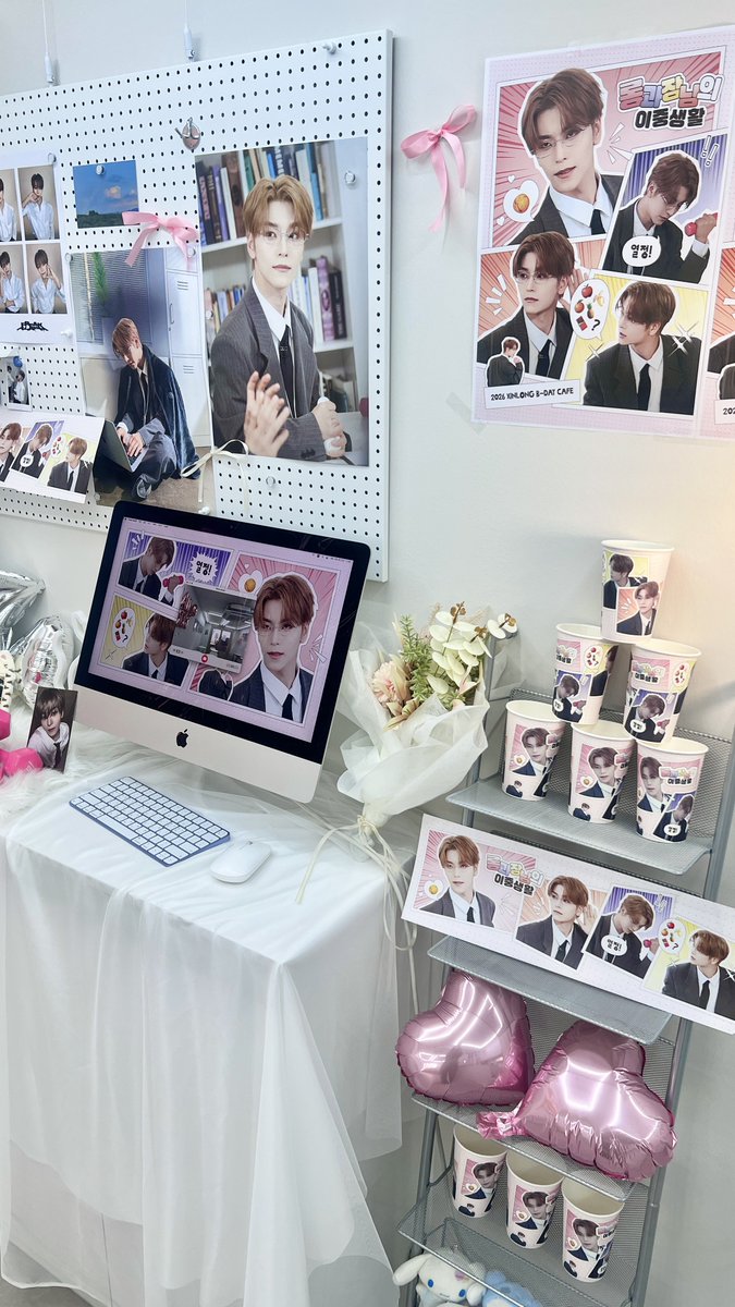 카페아히(합정생카.이벤트카페.장소대관.조공디저트.현수막이벤트) tweet media