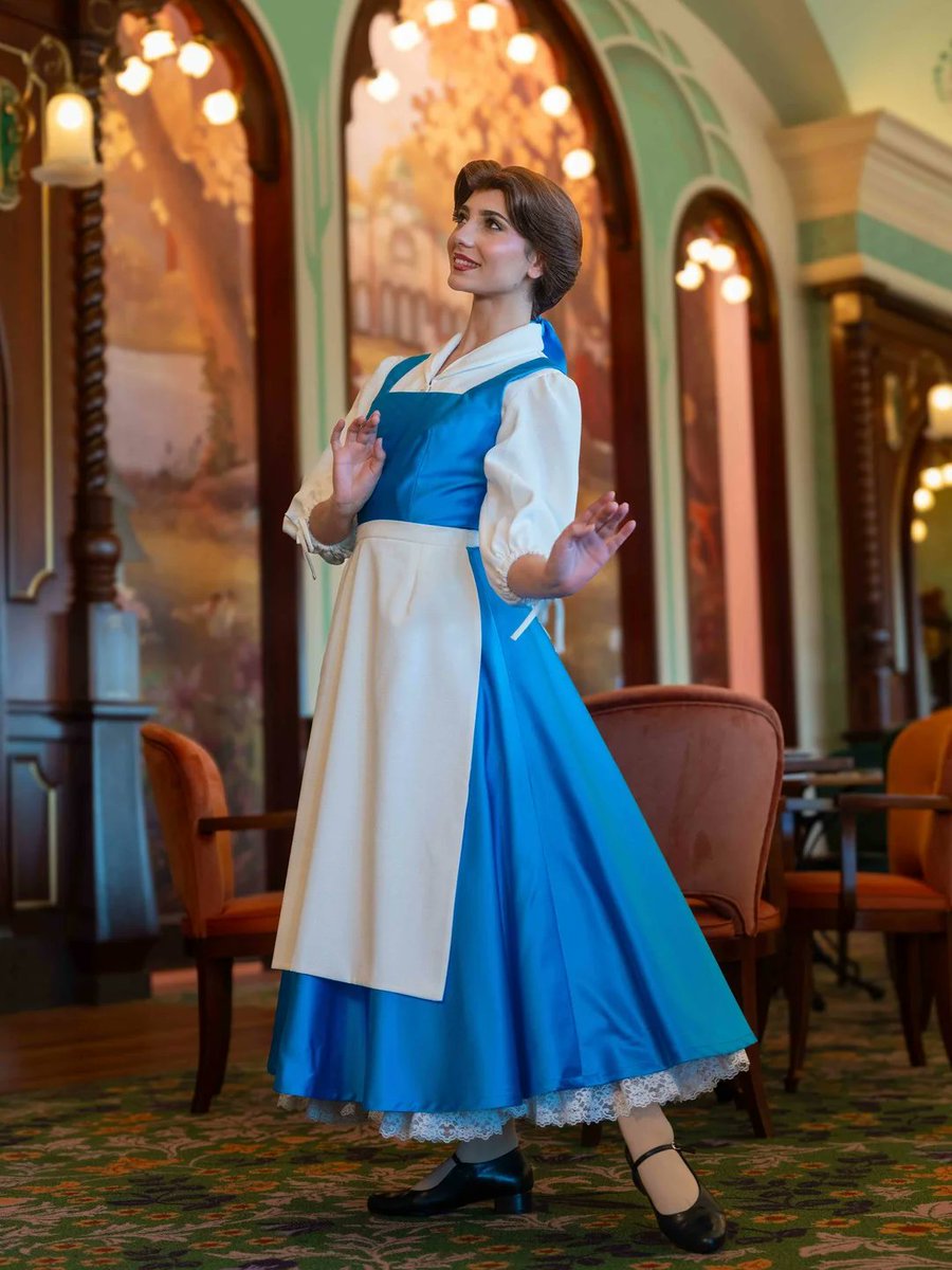 DWFJP's tweet photo. 👑ディズニーランド・パリ

新プリンセスダイニング
「The Regal View Restaurant &amp; Lounge」
📅3月29日スタート

アリエル、ムーラン、オーロラ姫などが
✨新コスチュームで登場。

朝食・ランチ・ディナーで
プリンセスと特別な食事体験が楽しめます。
https://t.co/76qAkHirFw https://t.co/PRJ5W3nLJ4
