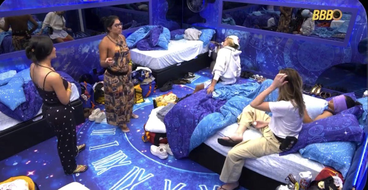 Quando mudam os personagens da série do nada:

#TeamRenault #BBB26