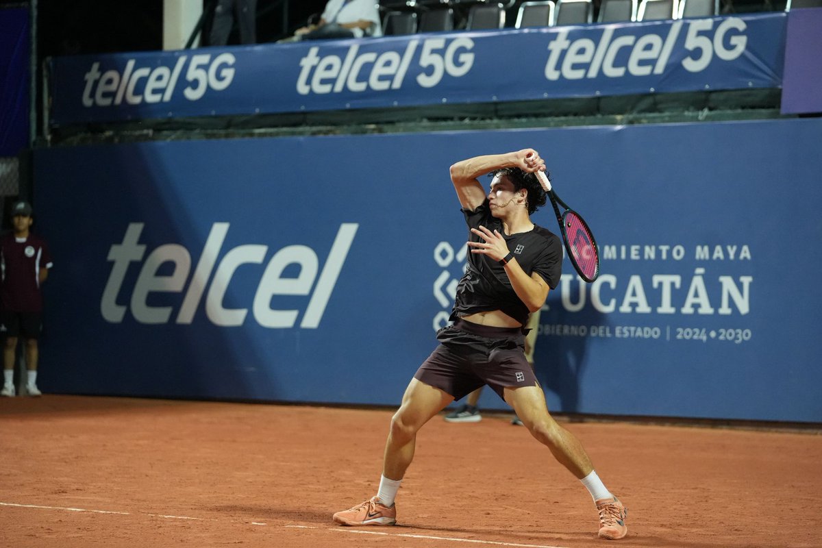 Parsa Bombs 💣 tweet media