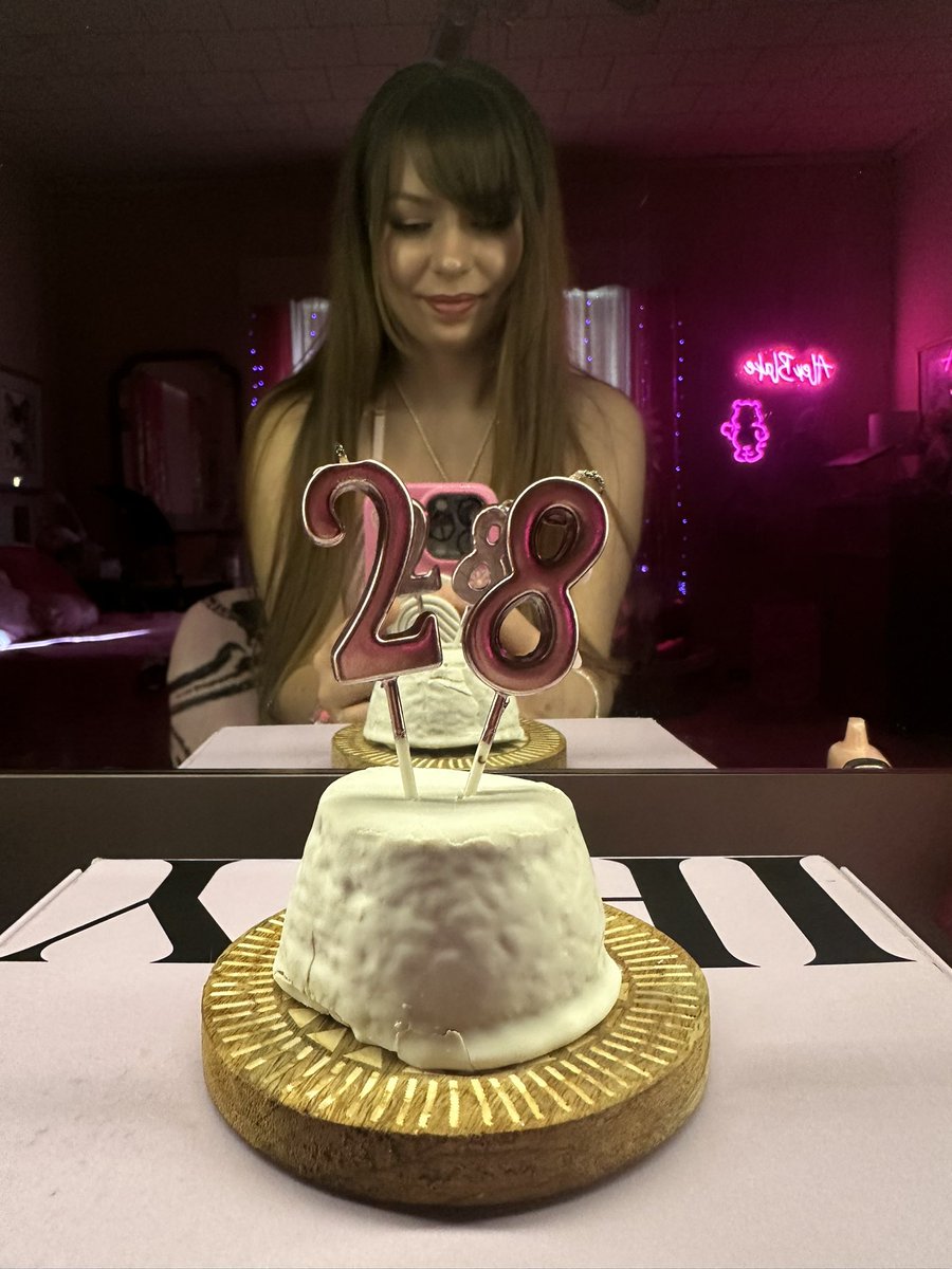 Alex Blake tweet media