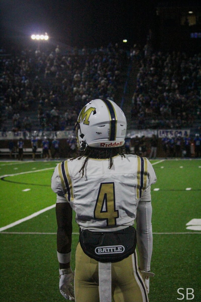 Aidden White 📚 #4 🏈 🏃🏾 tweet media