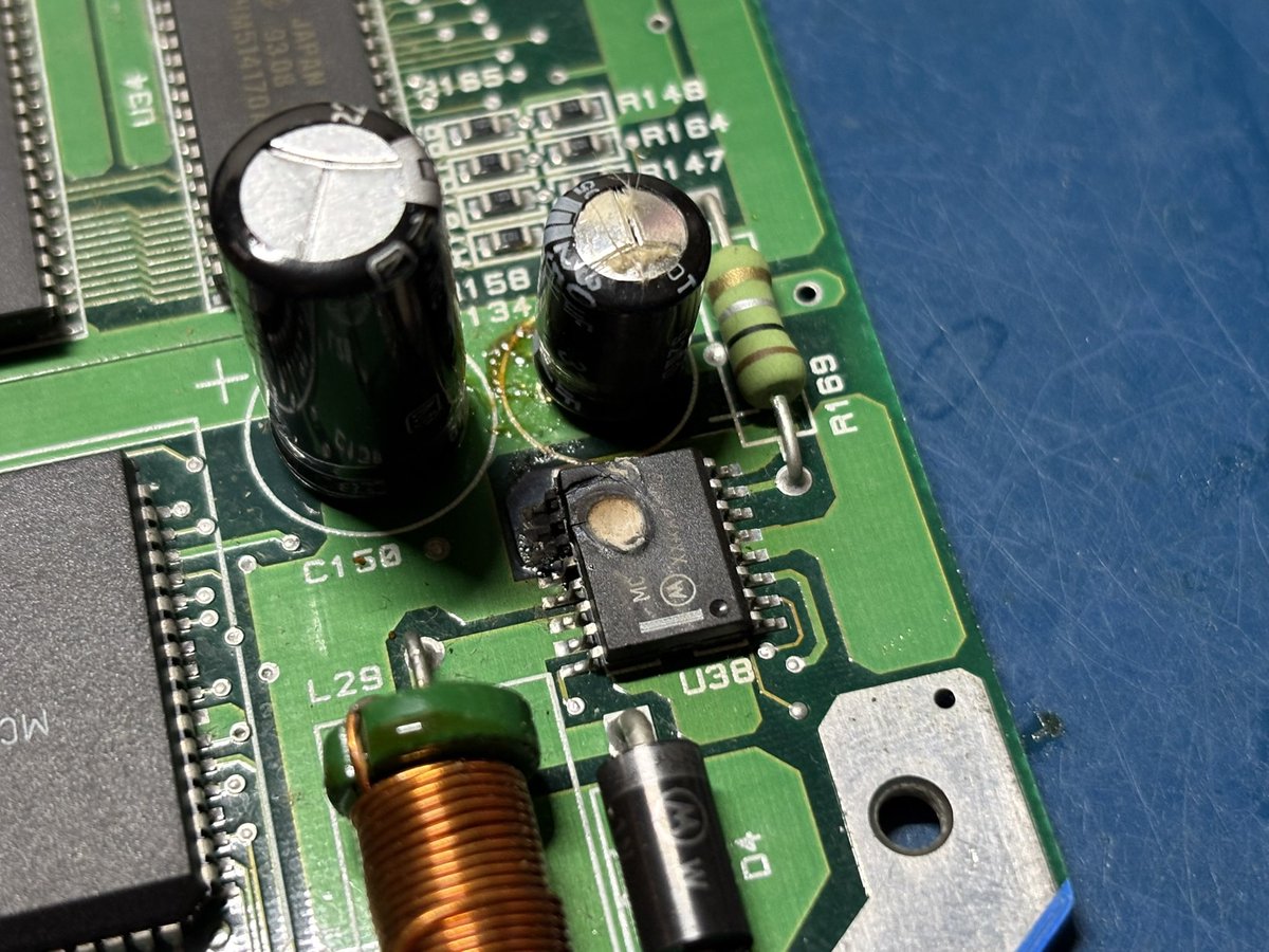 iFixRetro tweet media