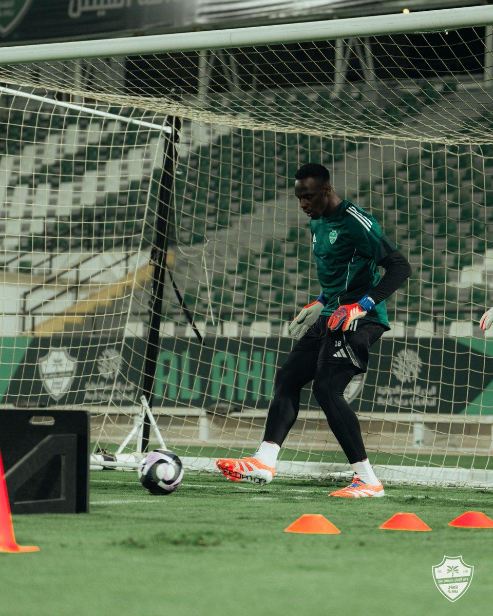 النادي الأهلي السعودي tweet media