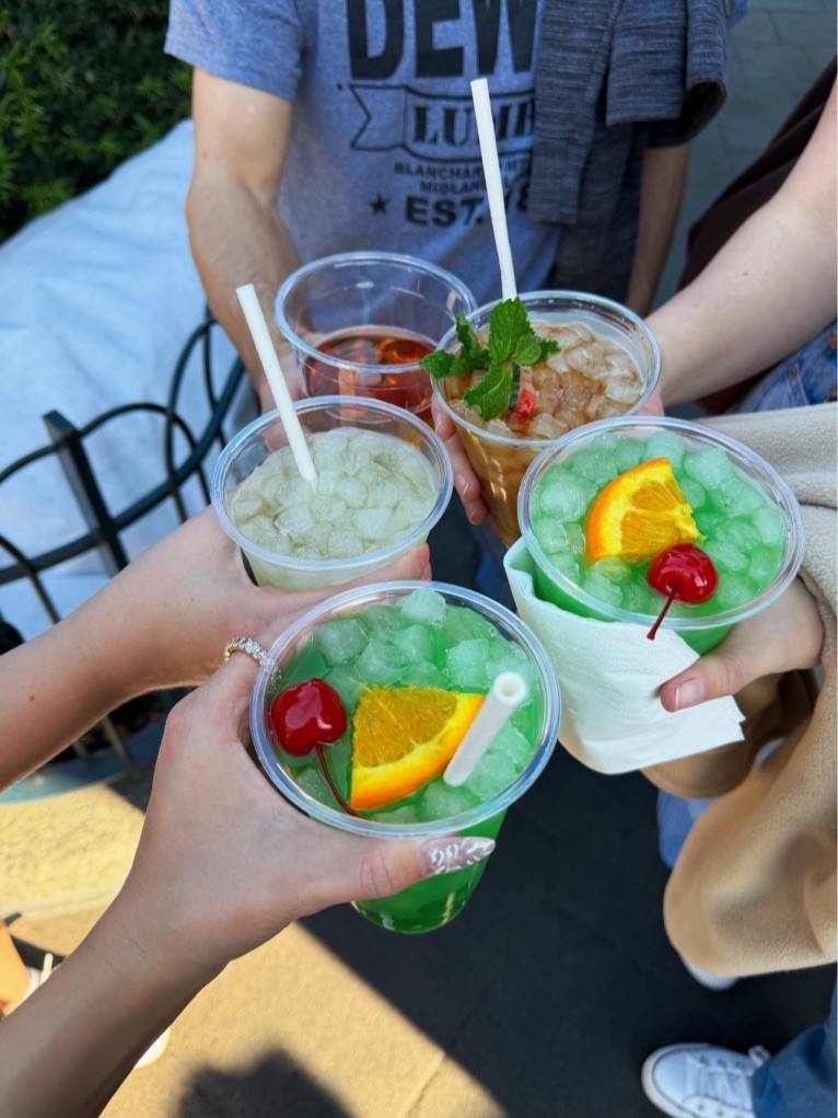 Encore Resort at Reunion tweet media