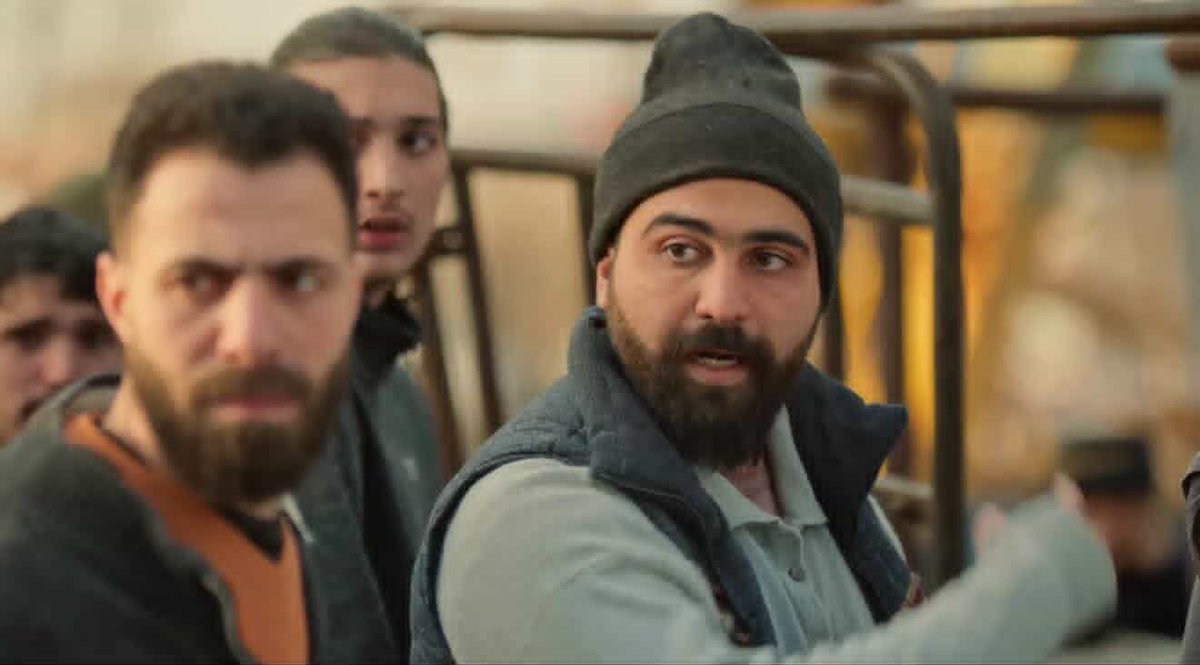 AliKrdee's tweet photo. من مسلسل #مطبخ_المدينة 
سعيد جدا بوقوفي أمام كاميرا المخرجة @RashaShurbatji شكرا أستاذة رشا 
وسعيد بوقوفي أمام قامة فنية سورية قديرة
  @AmalArafaa ❤️ 
والاستاذ  #فادي_صبيح
 #رشا_شربتجي #أمل_عرفة #رمضان https://t.co/jsmYvibsV3