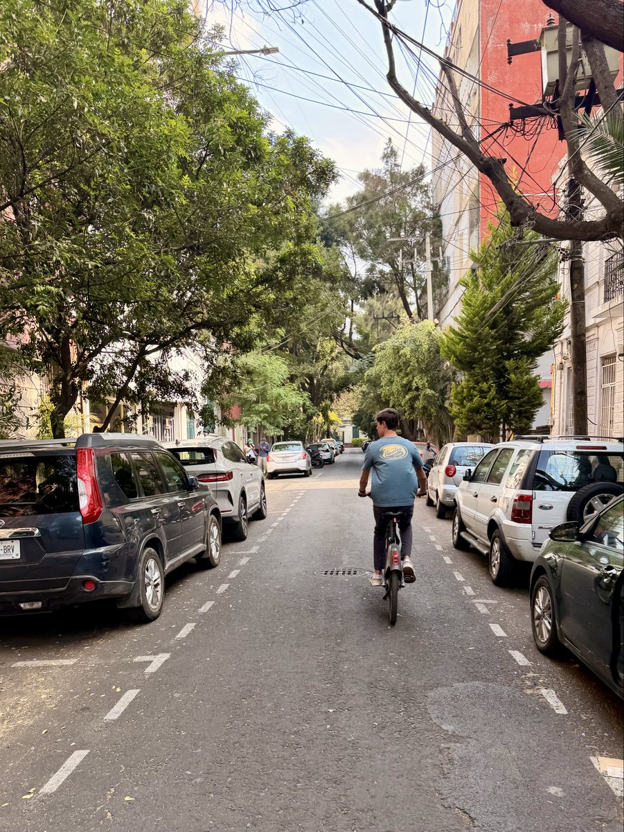 Jonathan Moore tweet media