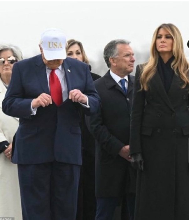 Ian Bloomfield tweet media