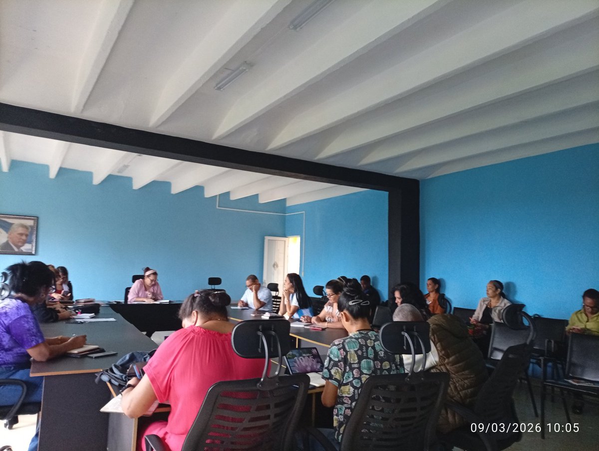 paz_ftejaspaz's tweet photo. La @UniversidadMoa continúa esta semana con la coordinación de las principales actividades de la semana que incluye actividades de defensa de maestrías, defensa territorial, tareas de impacto con los estudiantes de Moa y trabajo en informes de Calidad. @CubaMES https://t.co/JVUbjlSVKa