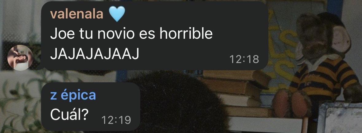 joanneleeal's tweet photo. la z preguntando cuál makes it even funnier https://t.co/OmYjRXPWTO