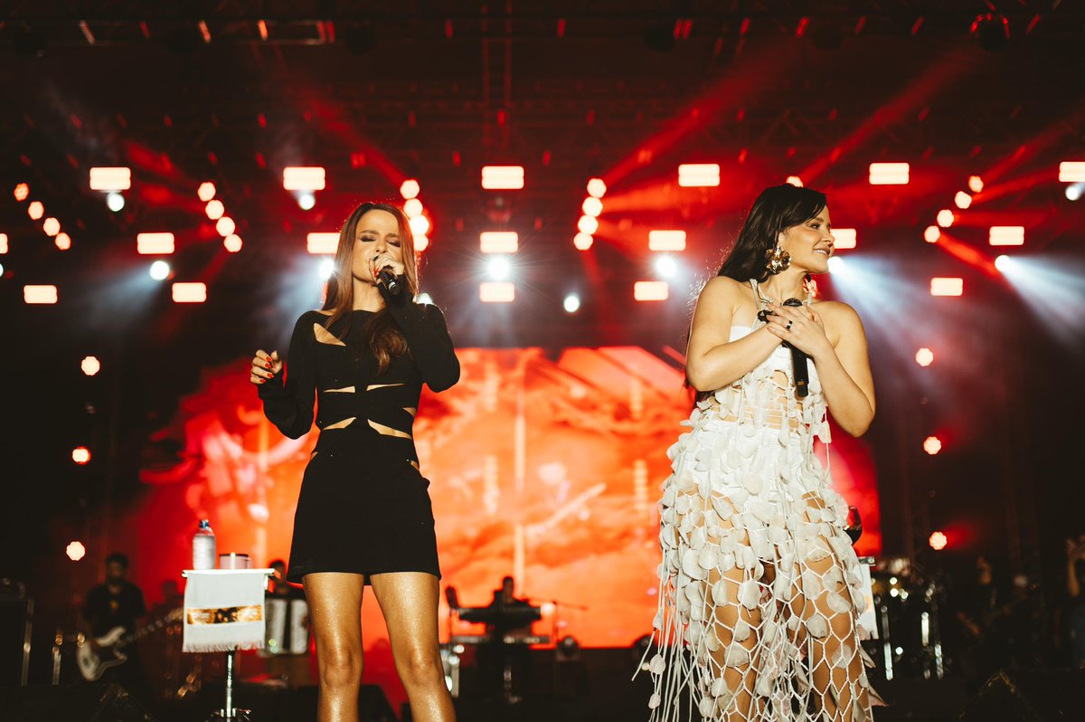 Maraisa's tweet photo. Que show inesquecível, que vibe maravilhosa. ♥️🎶🎤 https://t.co/i4t96p70ew