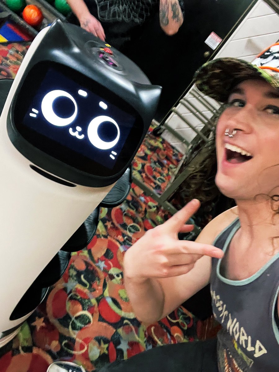 𝚋𝚒𝚝𝚎𝚢🐺 tweet media