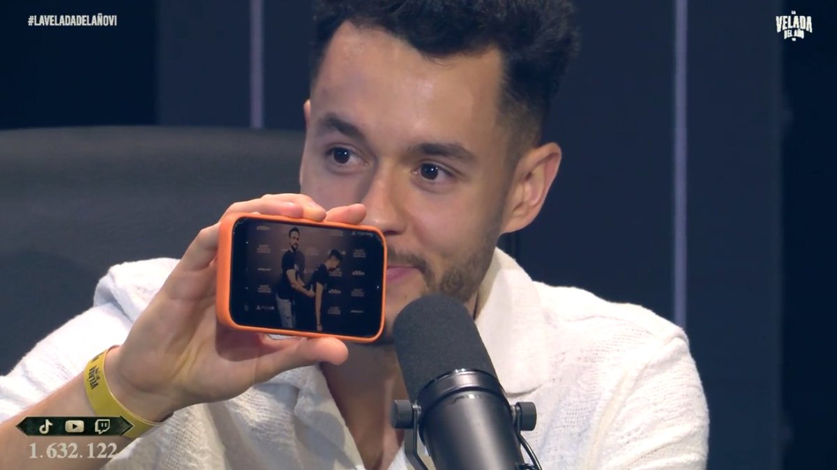 Núria ✨ tweet media