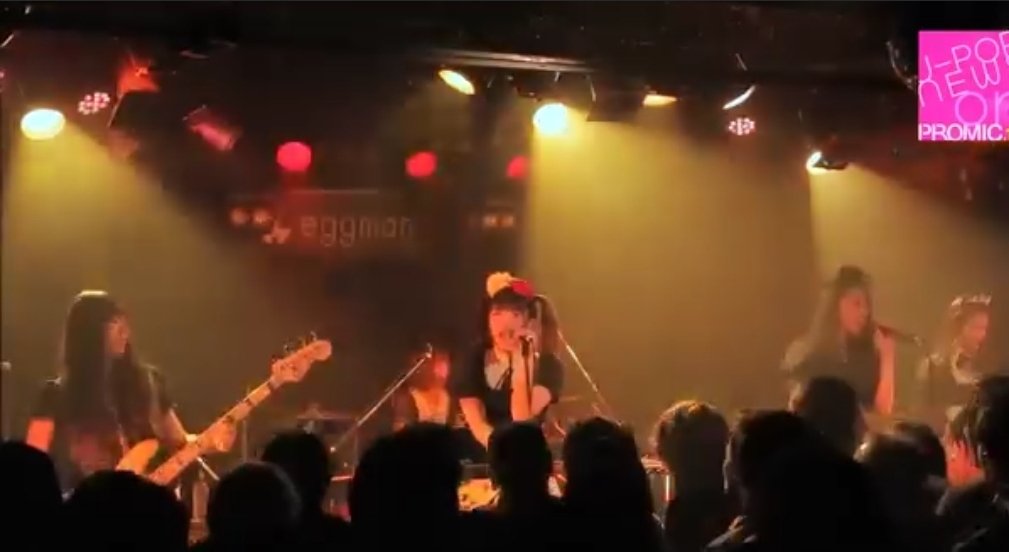 waifu1111111188's tweet image. 🎧 今日のBAND-MAIDおすすめ曲 🎶
『ORDER』
 他人のつまらないオーダーより、
自分の信念に従い動け🎵 
2016年2月27日 shibuya eggman で、
"New Beginning Tour 2016 追加お給仕"にて初披露
この頃｢メイドたちのティータイム｣なる連載コラム開始。
あーちゃんは"みなぎるゴリラ"
#bandmaid #ORDER