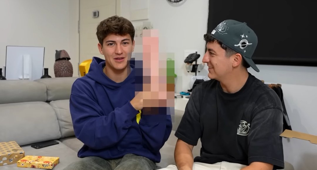 Estos 2 cuando piensan presentarse a una velada, nos vamos a hacer viejos y nunca los vamos a ver darse puños