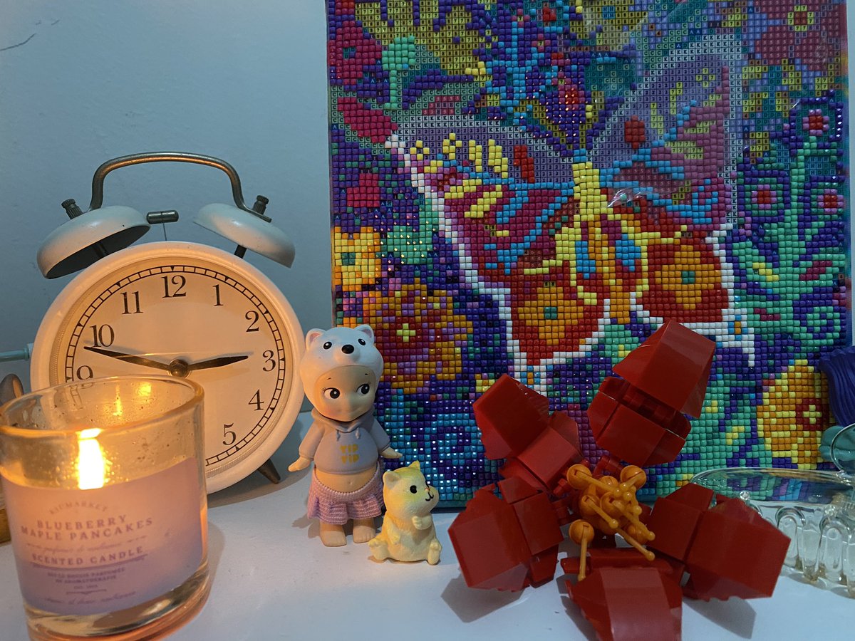 dombaling's tweet photo. lagii sukaaa banget pake scented candle gini https://t.co/TTbImTaJBy